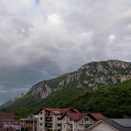Guesthouse Magic Băile Herculane Eksteriør billede