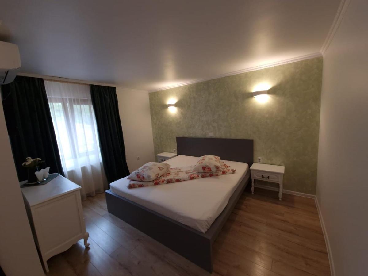 Guesthouse Magic Băile Herculane Eksteriør billede