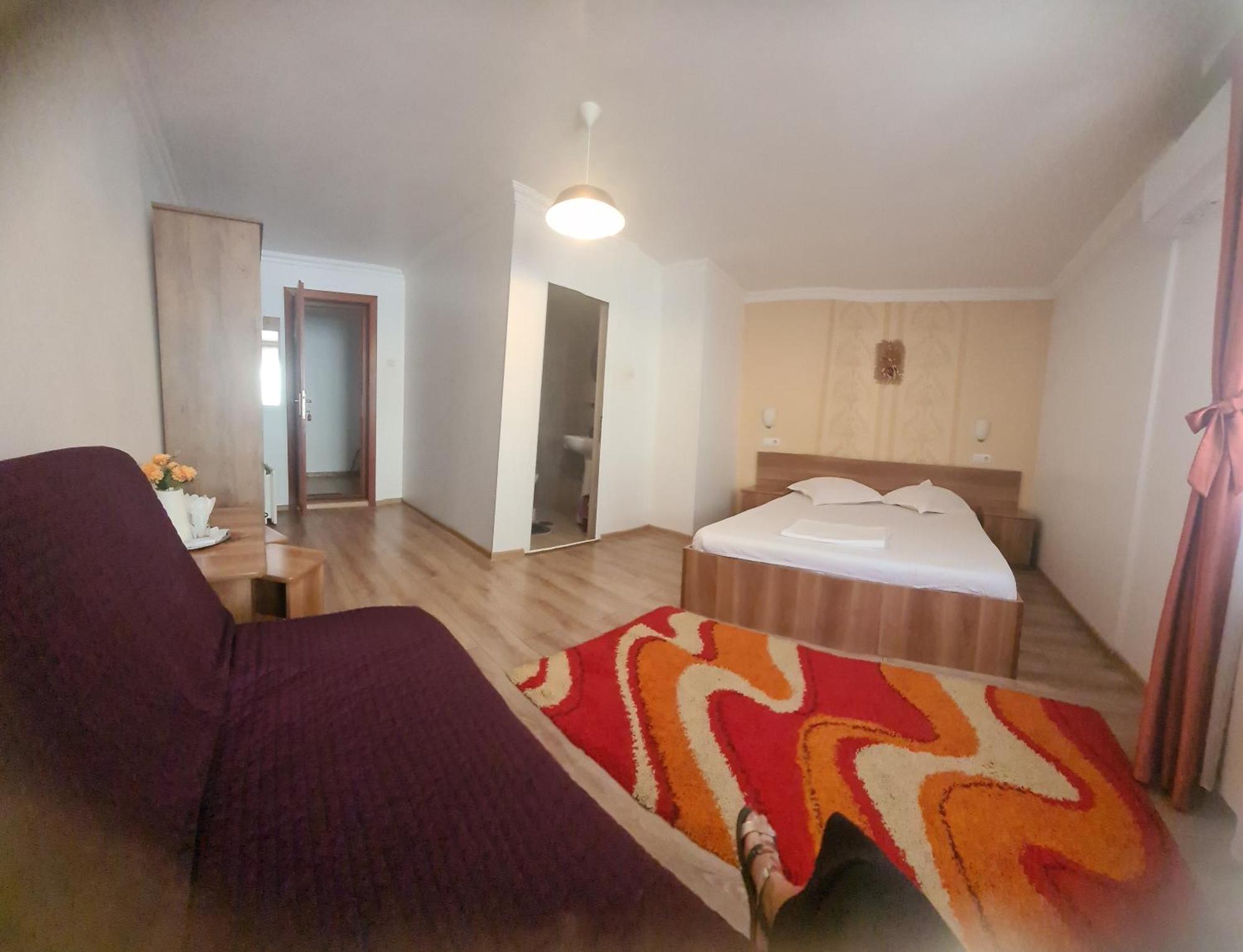 Guesthouse Magic Băile Herculane Eksteriør billede