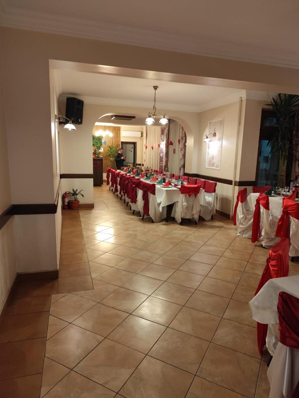 Guesthouse Magic Băile Herculane Eksteriør billede