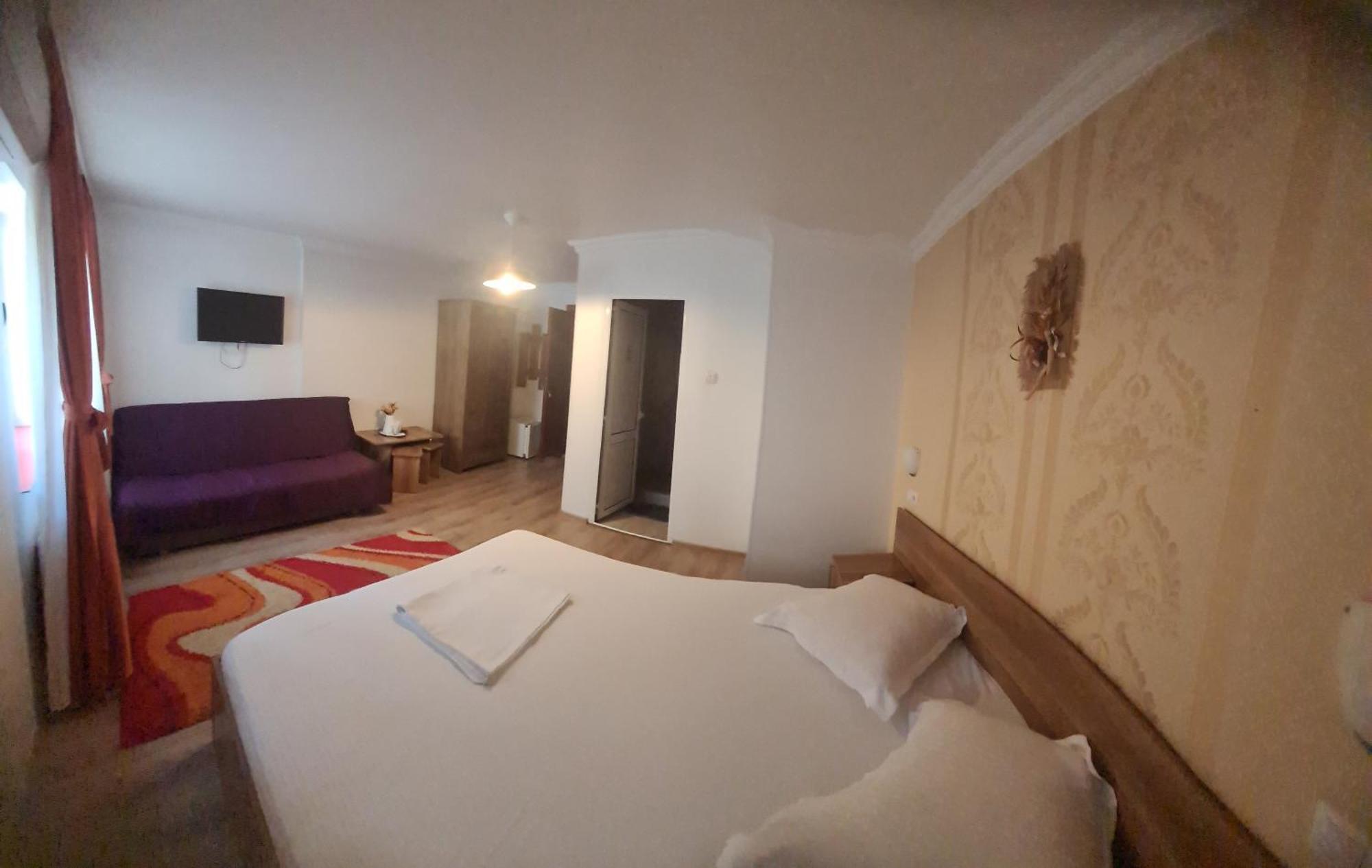 Guesthouse Magic Băile Herculane Eksteriør billede
