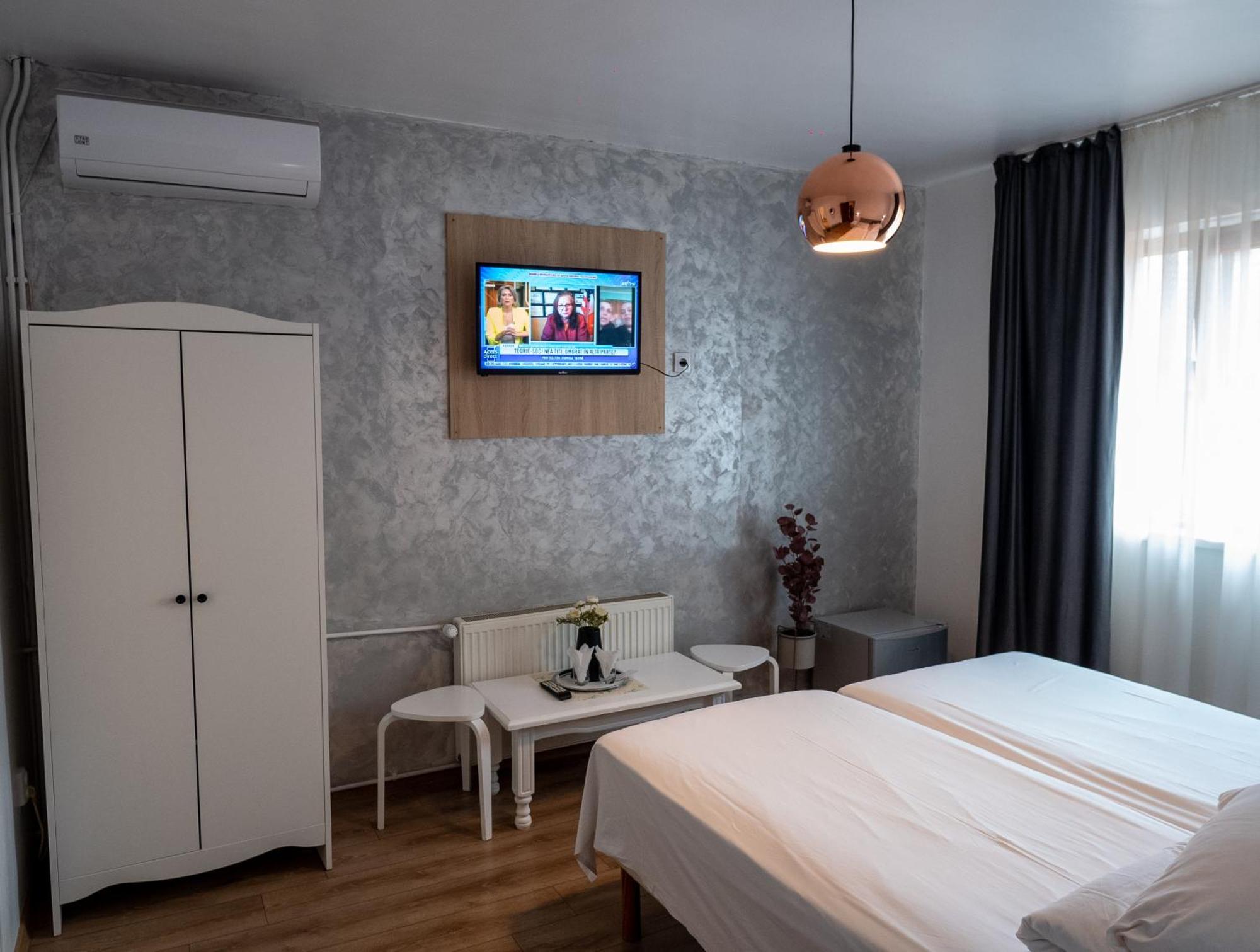 Guesthouse Magic Băile Herculane Eksteriør billede