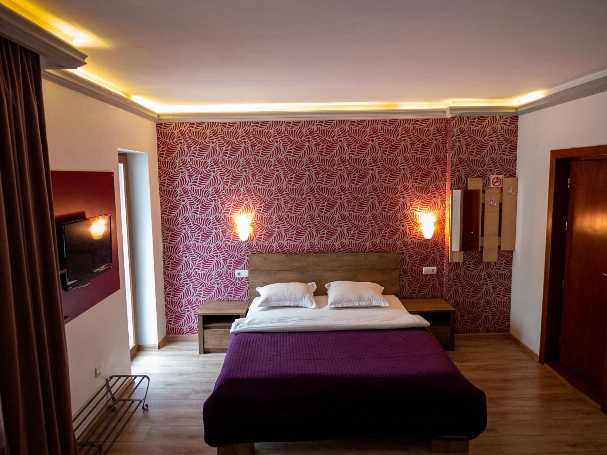 Guesthouse Magic Băile Herculane Eksteriør billede