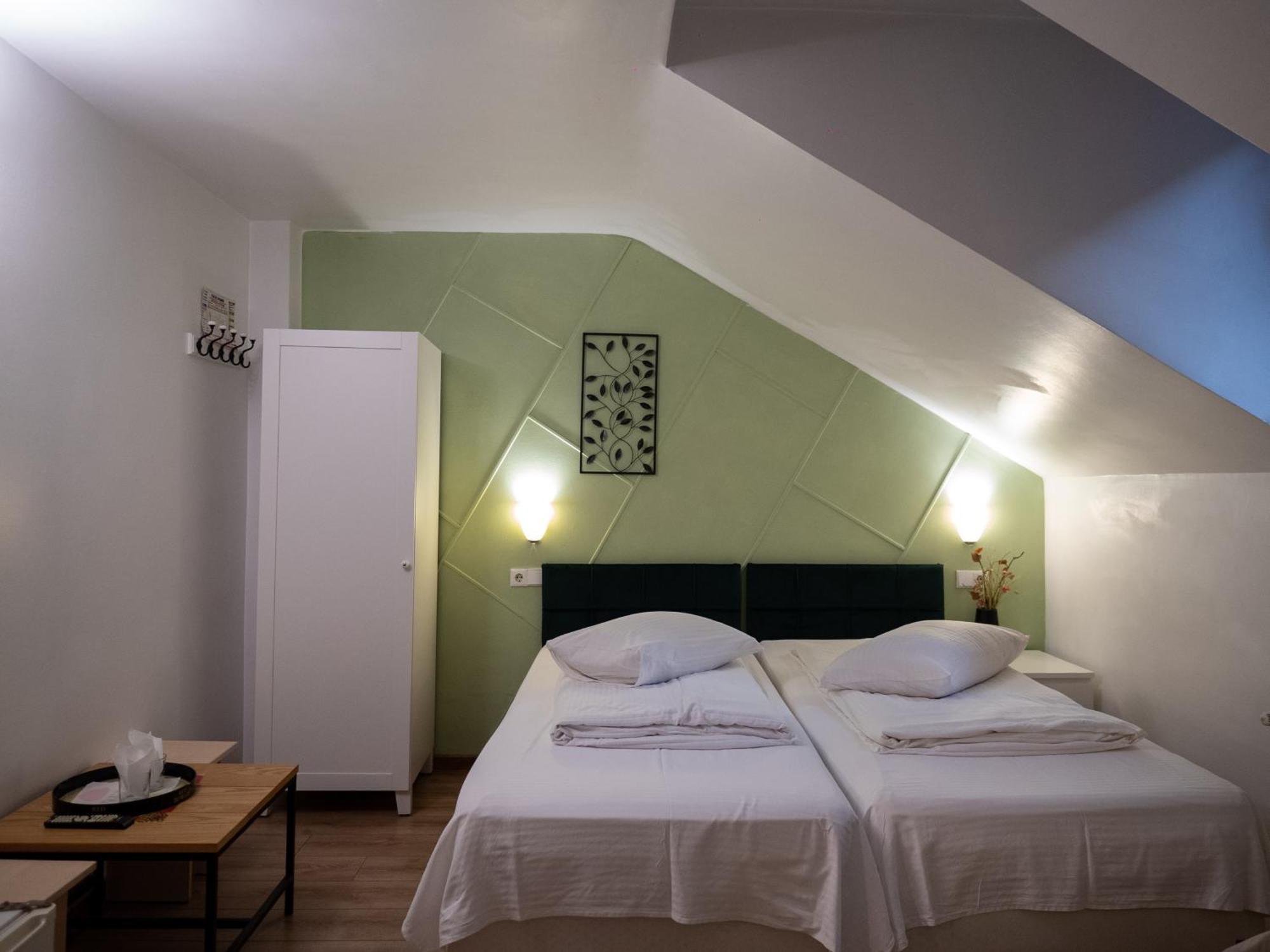 Guesthouse Magic Băile Herculane Eksteriør billede